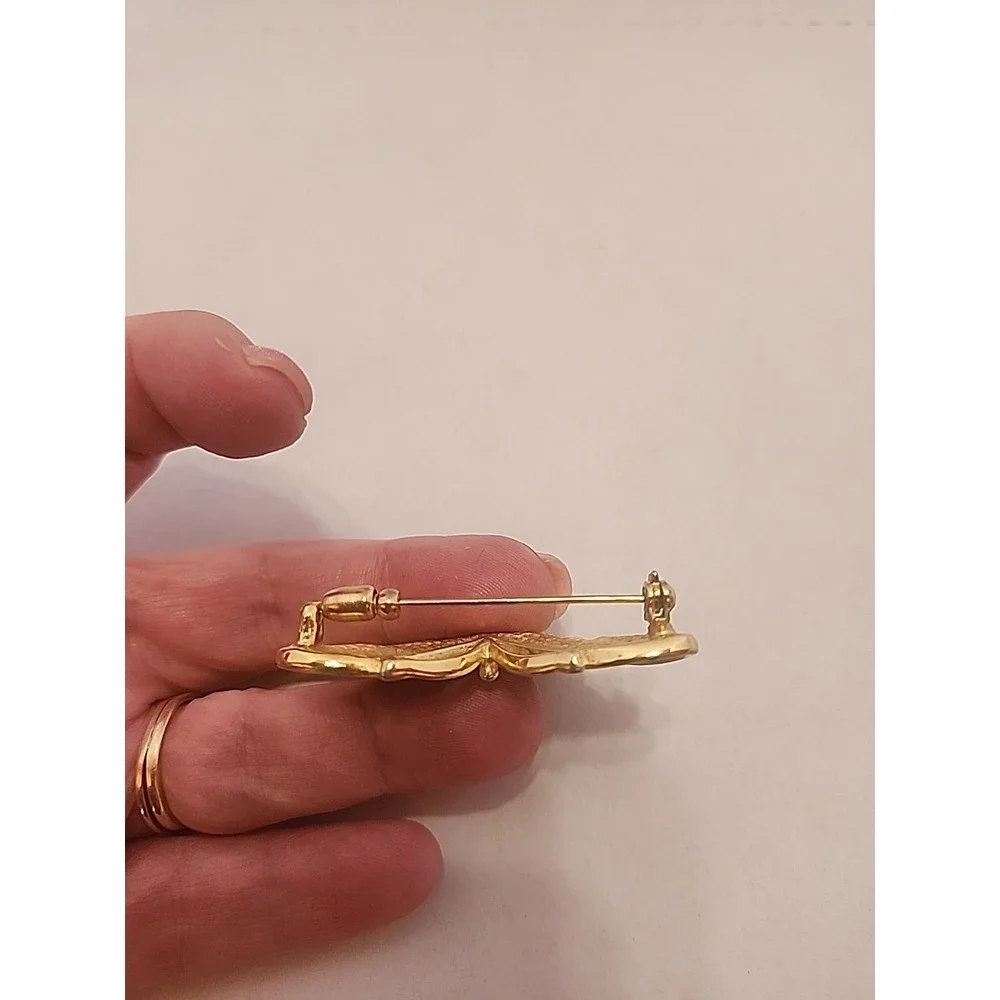 Anne Klein has Markers Mark Green‎ Butterfly